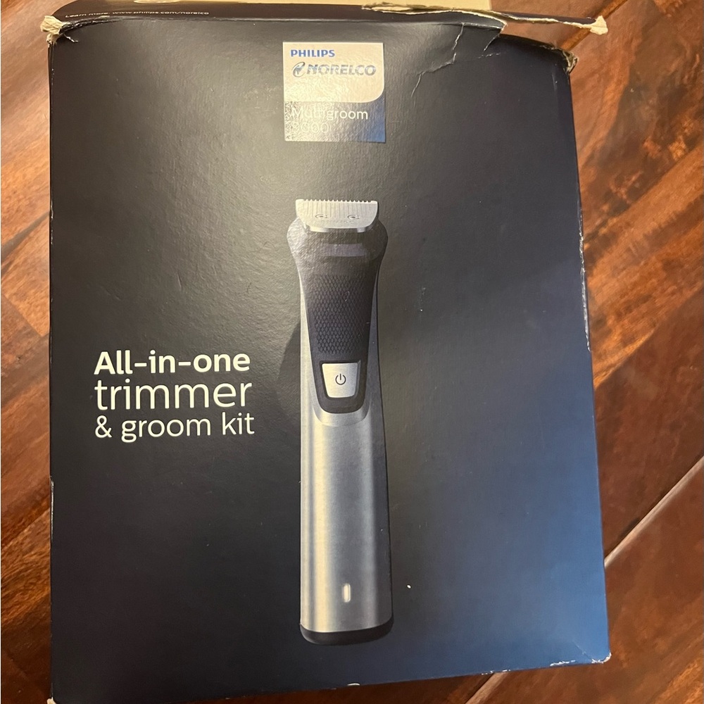Philips Norelco 9000 MG7791 hair trimmer clipper